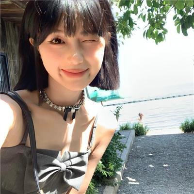 陪她一会儿